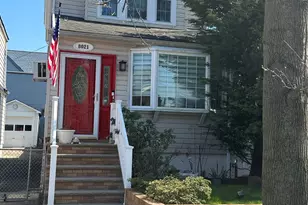 80-21 62nd St, Glendale, NY 11385 - Photo 1