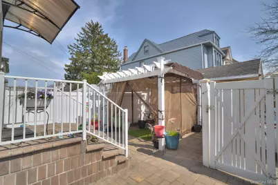8021 62nd Street, Glendale, NY 11385 - Photo 5