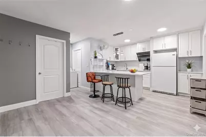 14220 Franklin Avenue #3A, Flushing, NY 11355 - Photo 3