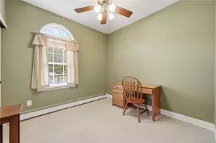 33 Timber Ridge Dr, Coram, NY 11727 - Photo 15