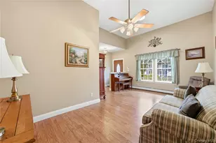 33 Timber Ridge Dr, Coram, NY 11727 - Photo 5