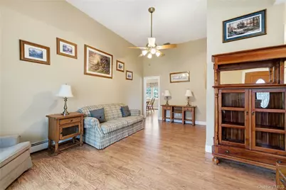 33 Timber Ridge Drive, Coram, NY 11727 - Photo 3