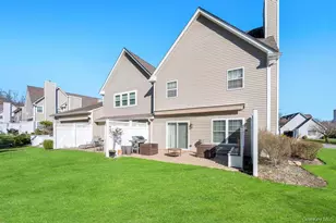 198 Erik Dr, East Setauket, NY 11733 - Photo 31