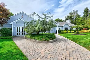 198 Erik Dr, East Setauket, NY 11733 - Photo 35