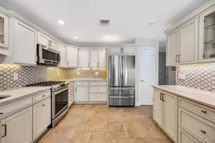 198 Erik Dr, East Setauket, NY 11733 - Photo 11