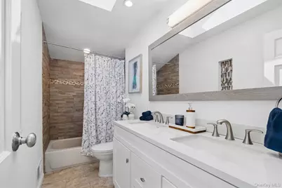 19 Fisher Road, Commack, NY 11725 - Photo 17