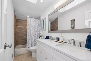 19 Fisher Rd, Commack, NY 11725 - Photo 17