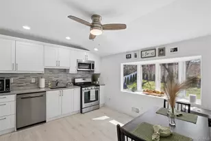 19 Fisher Rd, Commack, NY 11725 - Photo 11