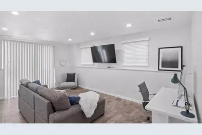 19 Fisher Road, Commack, NY 11725 - Photo 25