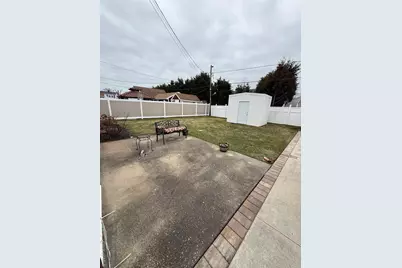 34 Quarry Lane, Levittown, NY 11756 - Photo 3