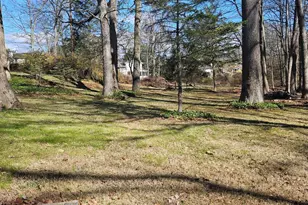 41 Wildwood Dr, Poughkeepsie, NY 12603 - Photo 5