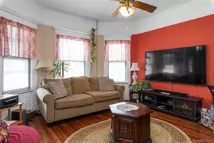94-25 85th Rd, Woodhaven, NY 11421 - Photo 15