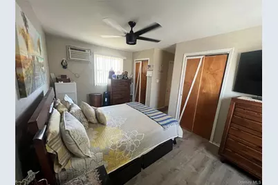 10727 172nd Street, Jamaica, NY 11433 - Photo 15