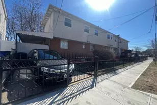 107-27 172nd St, Jamaica, NY 11433 - Photo 3