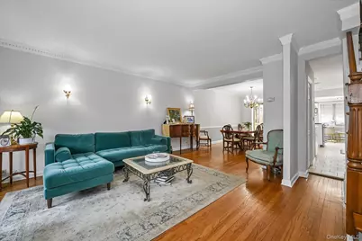 136-54 71st Road, Kew Gardens, NY 11367 - Photo 3