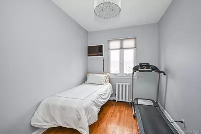 136-54 71st Road, Kew Gardens, NY 11367 - Photo 19