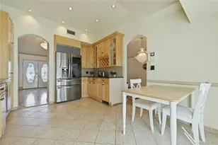 14 Millpond St, Jericho, NY 11753 - Photo 13