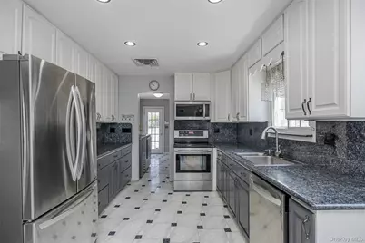 3795 Wildwood Street, Yorktown Heights, NY 10598 - Photo 5