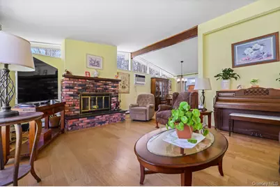 320 Allview Avenue, Brewster, NY 10509 - Photo 9