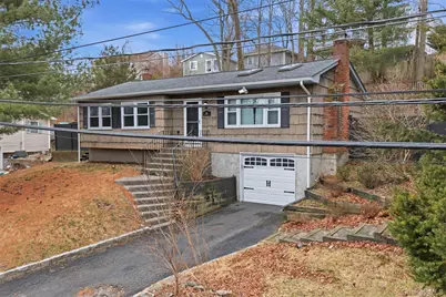 14 Narcissus Road, Rocky Point, NY 11778 - Photo 3