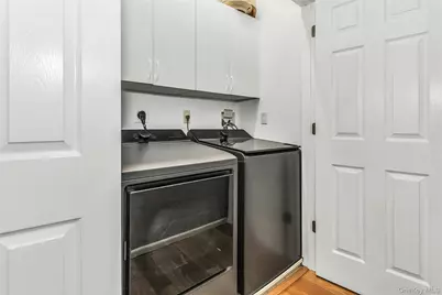 99 Carriage Lane, Plainview, NY 11803 - Photo 23