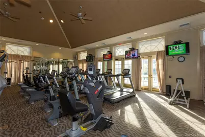 99 Carriage Lane, Plainview, NY 11803 - Photo 35