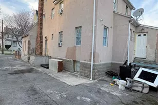 162-14 86th Ave, Jamaica, NY 11432 - Photo 5