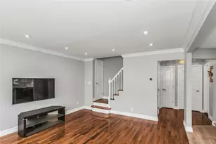 80-35 Langdale St, Floral Park, NY 11040 - Photo 5