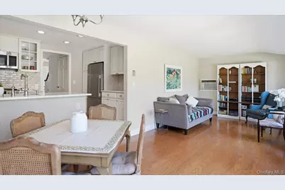 6 Derby Road, Port Washington, NY 11050 - Photo 7