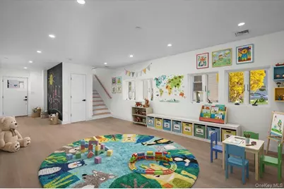 209 Prospect Avenue, White Plains, NY 10607 - Photo 23