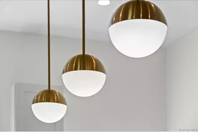 209 Prospect Avenue, White Plains, NY 10607 - Photo 9