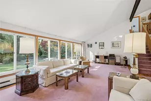 334 Edgewood Ave, Smithtown, NY 11787 - Photo 7