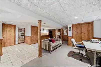 334 Edgewood Avenue, Smithtown, NY 11787 - Photo 31