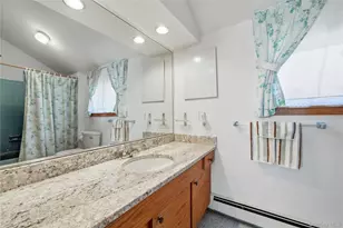 334 Edgewood Ave, Smithtown, NY 11787 - Photo 29