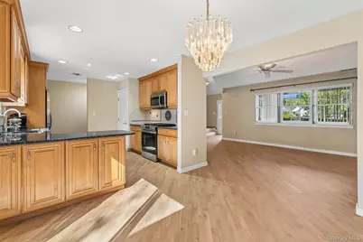 1302 Baltusrol Boulevard, Riverhead, NY 11901 - Photo 7