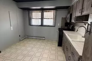 11 Edwards Pl, Valley Stream, NY 11580 - Photo 5