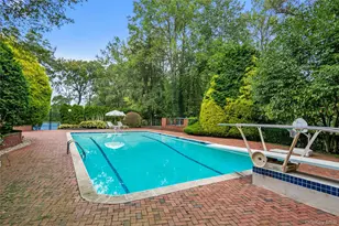 45 SE Rd, Sands Point, NY 11050 - Photo 31