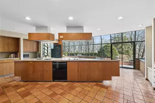 45 SE Rd, Sands Point, NY 11050 - Photo 15