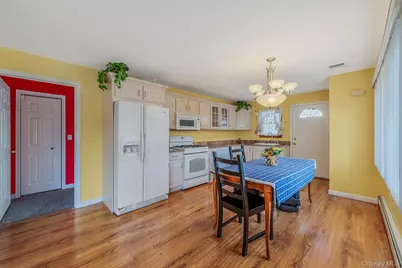 260 28th Street, Copiague, NY 11726 - Photo 27