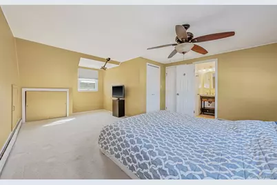 260 28th Street, Copiague, NY 11726 - Photo 21