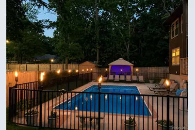 27 Ridgewood Avenue, Selden, NY 11784 - Photo 9