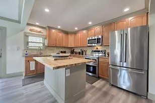 27 Ridgewood Ave, Selden, NY 11784 - Photo 13
