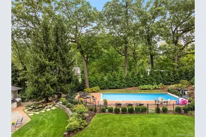 40 Dogwood Lane, Sands Point, NY 11050 - Photo 31