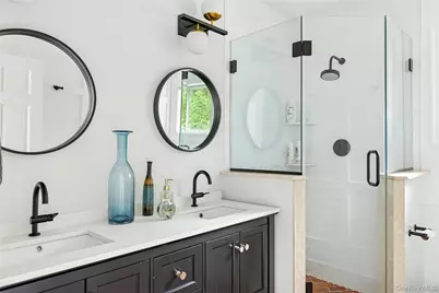 40 Dogwood Lane, Sands Point, NY 11050 - Photo 13