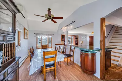 398 33rd Street, Lindenhurst, NY 11757 - Photo 17