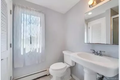 398 33rd Street, Lindenhurst, NY 11757 - Photo 31