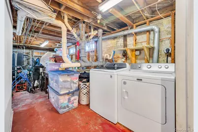 398 33rd Street, Lindenhurst, NY 11757 - Photo 39