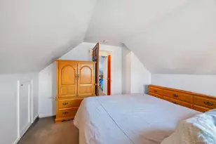 398 33rd St, Lindenhurst, NY 11757 - Photo 33