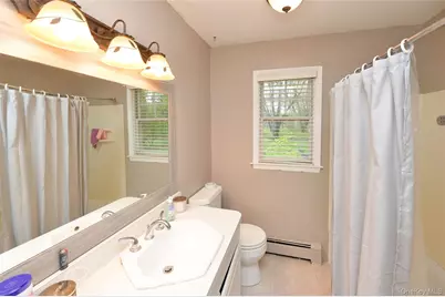 14 Lynmore Avenue, Salisbury Mills, NY 12577 - Photo 13