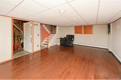 14 Lynmore Avenue, Salisbury Mills, NY 12577 - Photo 19